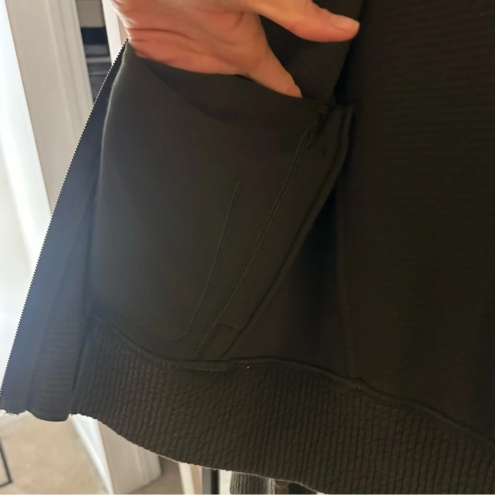 Lululemon On Repeat Bomber in Forest Green 2 NWOT - Picture 11 of 15